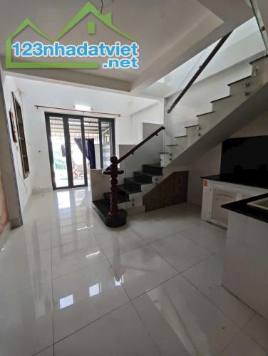 21. Nhà 5 triệu 2 phòng ngủ gần công An Phường Cái Khế - 2