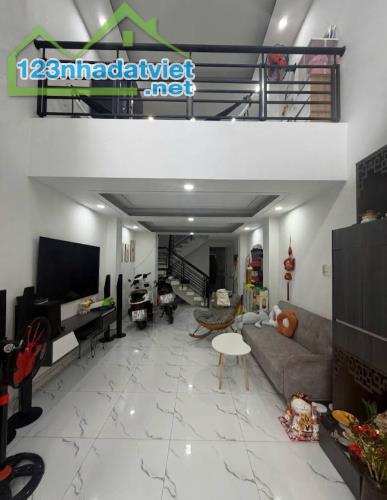 Bán nhà Hưng Phú P.8 Q.8 vài bước chân ra hẻm xe hơi. DTSD 145,5m2. - 3
