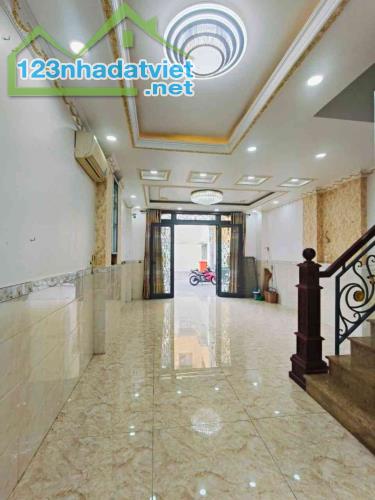 Nhà đẹp Bùi Minh Trực, ngang 5m, công viên, 4 tầng ở ngay giáp Quận 5 - 1