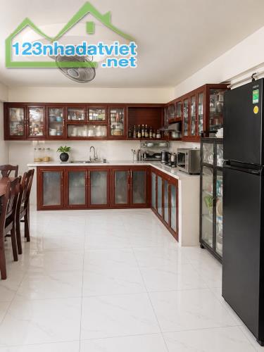 Nhà đẹp Bùi Minh Trực, 4x20, công viên, đối diện bến xe Quận 8 - 1