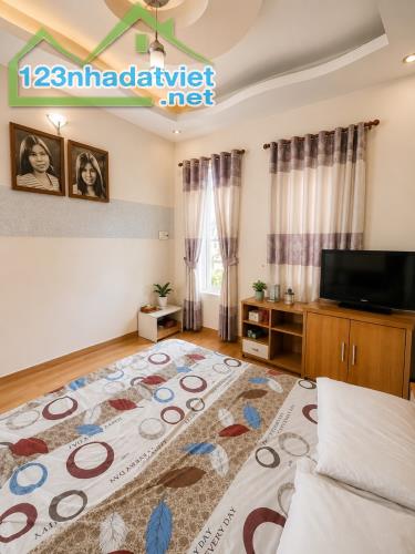Nhà đẹp Bùi Minh Trực, 4x20, công viên, đối diện bến xe Quận 8 - 2