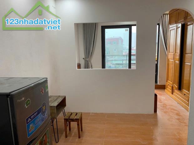 MÌNH CẦN NHƯỢNG PHÒNG FULL NỘI THẤT 35M2 TẠI 221 THỊNH QUANG, PHƯỜNG THỊNH QUANG, QUẬN - 3
