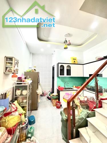 MẶT TIỀN KD 7m SÁT CHỢ GÒ XOÀI, 4 TẦNG, 4 X 14,  Chỉ 6🧄, [135] - 2