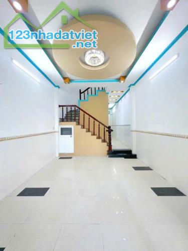 25. Nhà lầu 2 phòng ngủ hẻm Tầm Vu – Giá 6 triệu
