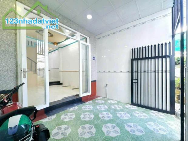 25. Nhà lầu 2 phòng ngủ hẻm Tầm Vu – Giá 6 triệu - 1