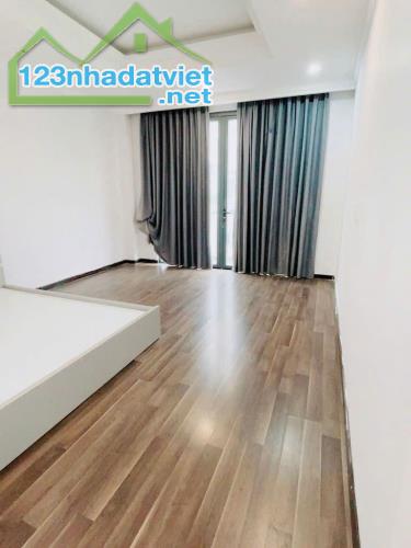 10,2tỷ   77,6m2  Đường số 42  Bình Trưng Đông  Quận 2 - 5