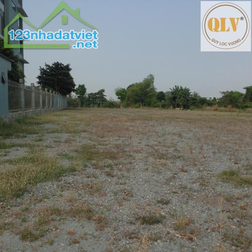 Cho thuê mặt bằng kho bãi – showroom mặt tiền QL13, Thuận An, Bình Dương – 7.298m² - 2
