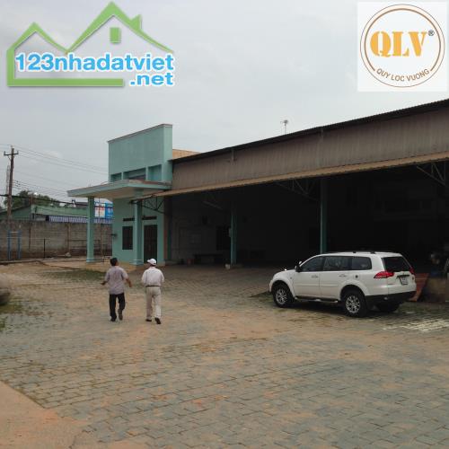 Cho thuê mặt bằng kho bãi – showroom mặt tiền QL13, Thuận An, Bình Dương – 7.298m² - 3