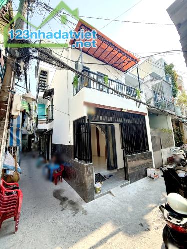 Bán 2 căn nhà mới 1 sổ 181 Âu Dương Lân P.Chánh Hưng (P3Q8)