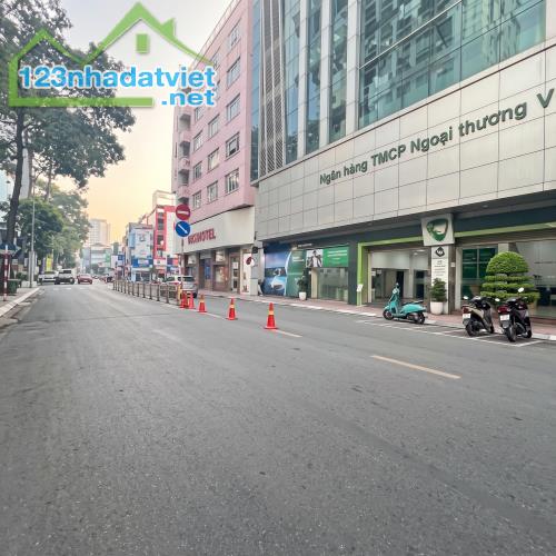 Nhà Quận 1 sát mặt tiền Bùi Thị Xuân: Đất dài 16m nở hậu 4.3m, chỉ 9 tỷ - 1