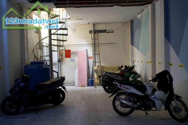 NHÀ TRỌ Thống Nhất, Gò Vấp, 3 tầng, 84m2, nở hậu,14 Phòng, Chỉ 6.2 Tỷ TL - 3