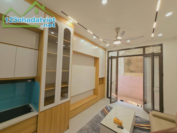 Bán nhà ngõ 96 Võ Chí Công, DT 28m, 4 tầng, MT 3.6m, giá 7.6 tỷ. - 4