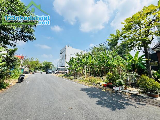 Bán Khuôn Đất Biệt Thự Đẹp 321m2(18mx18m) Ngay Thạnh Mỹ Lợi,Quận 2-Giá 105 Triệu/m2 - 2