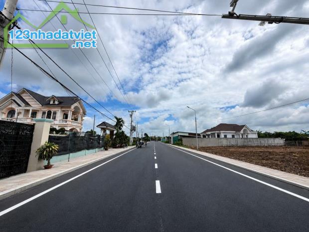 BÁN 3 NỀN ĐẤT GIÁ CỰC RẺ CHỈ 980 TRIỆU GẦN NGAY CHỢ ĐÊM TÂN UYÊN - 2
