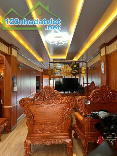 Cho thuê nhà 5 phòng Khởi Nghĩa Bắc Sơn phường 10 Đà Lạt 20 triệu/tháng - 1