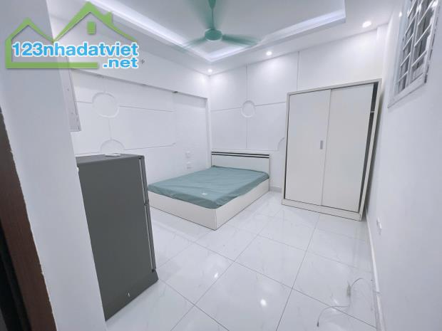 XÁCH VALI VÀO Ở LUÔN - PHÒNG STUDIO FULL ĐỒ ĐƯỜNG LÁNG - 3