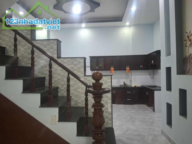 Bán nhà 96m2  đường Gò Cát, Phú Hữu, Q9, Thủ Đức, TP HCM, 3 tầng, sổ hồng. Giá 6,45 tỷ. - 1