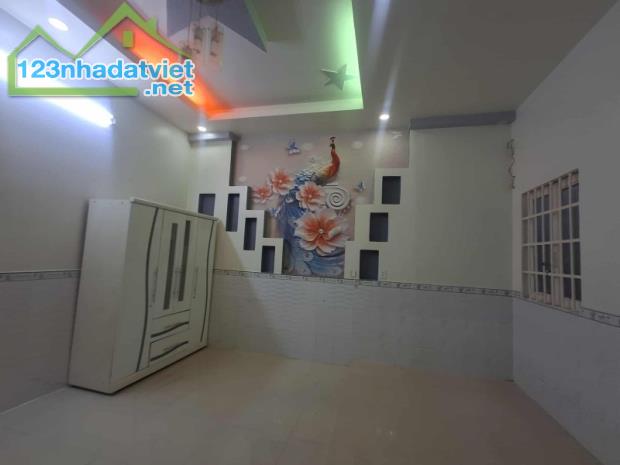 Bán nhà 96m2  đường Gò Cát, Phú Hữu, Q9, Thủ Đức, TP HCM, 3 tầng, sổ hồng. Giá 6,45 tỷ. - 3
