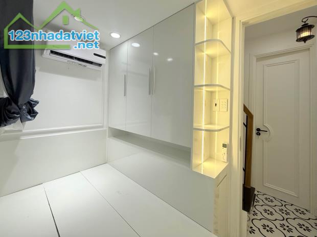 SIÊU PHẨM FULL NỘI THẤT - ĐƯỜNG SỐ 9 P16 GV - 32M - 2 PN 2 WC - 2