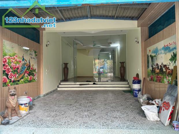 Cho Thuê Nhà Liền Kề Văn Phú Hà Đông 90m2 - 4 Tầng - Kinh Doanh Tốt