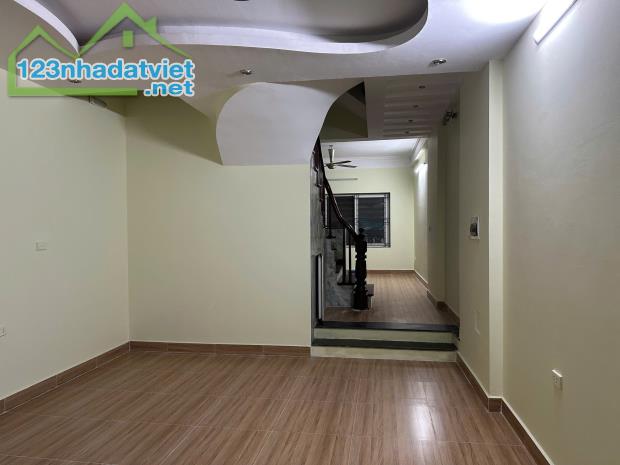 Cho Thuê Nhà Liền Kề Văn Phú Hà Đông 90m2 - 4 Tầng - Kinh Doanh Tốt - 3