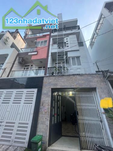 Nhà 4 tầng, đường Phạm Văn Chiêu, 52m2, 4mx13m giá 8.xtỷ