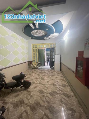 Nhà 4 tầng, đường Phạm Văn Chiêu, 52m2, 4mx13m giá 8.xtỷ - 2