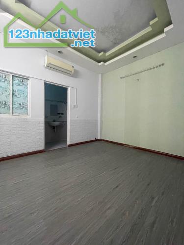 Nhà 4 tầng, đường Phạm Văn Chiêu, 52m2, 4mx13m giá 8.xtỷ - 4