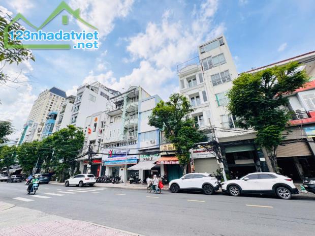 QUẬN 4: CHÍNH CHỦ BÁN NHÀ 6 TẦNG MẶT TIỀN LÊ QUỐC HƯNG, P.XÓM CHIẾU- DT ĐẸP 6,8M*21M SH - 4