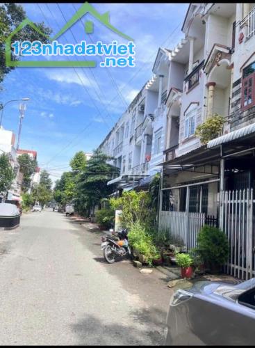 33. Nhà 1 trệt 2 lầu KDC Long Thịnh – Full nội thất - 2
