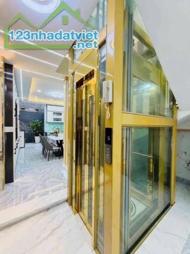 TÒA NHÀ 5 TẦNG THANG MÁY –8 CHDV –DÒNG TIỀN 30-50TR/THÁNG – TRUNG TÂM GÒ VẤP – 8.9 TỶ - 4