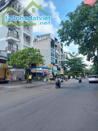 TÒA NHÀ 5 TẦNG THANG MÁY –8 CHDV –DÒNG TIỀN 30-50TR/THÁNG – TRUNG TÂM GÒ VẤP – 8.9 TỶ - 5