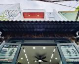 Cần bán gấp nhà siêu đẹp đường Nam Kỳ Khởi Nghĩa, Quận 3, 37m², giá 3tỷ550, hẻm xe hơi