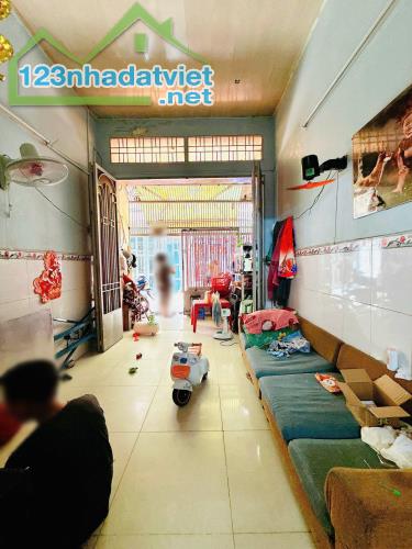 Nhà 2mặt hẻm trước sau lửng, lầu Âu Dương Lân P3Q8 - 3