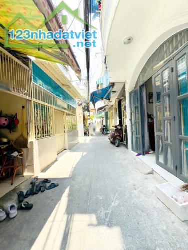 Nhà 2mặt hẻm trước sau lửng, lầu Âu Dương Lân P3Q8 - 4