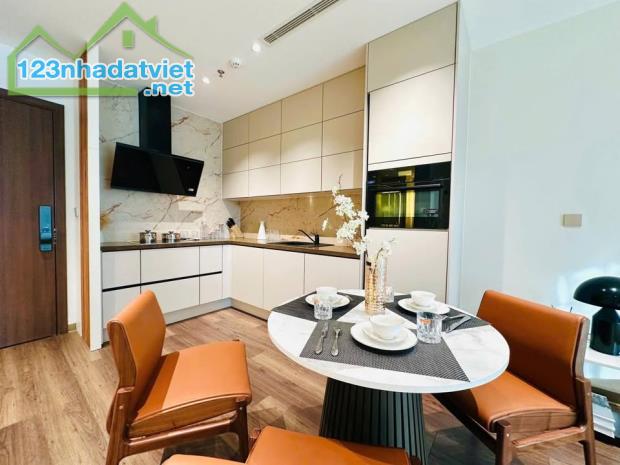 Siêu Đẹp. Chung Cư Việt Hưng, Long Biên chỉ 4,35 tỷ, 2 ngủ, 70m2 (đầy đủ nội thất) - 2