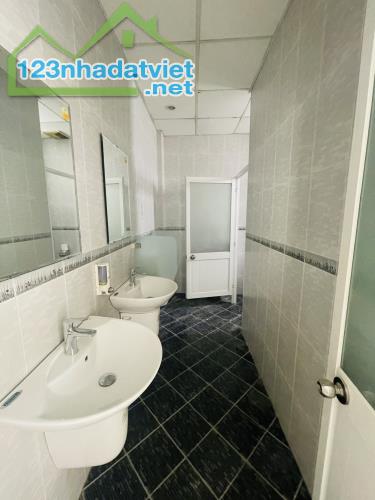 Toà Nhà 1 Hầm 4 Tầng 730m2 Sàn-HĐT 110 triệu/Tháng-Ngay Song Hành,APAK,Q2-Giá Chỉ 54 Tỷ TL - 3