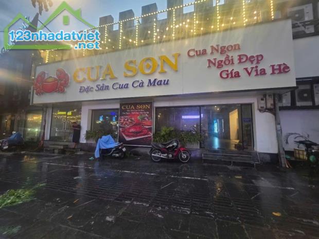 Cho thuê MBKD 250m2 * 2 tầng mặt tiền 10m mặt phố Huỳnh Thúc Kháng quận Đống Đa