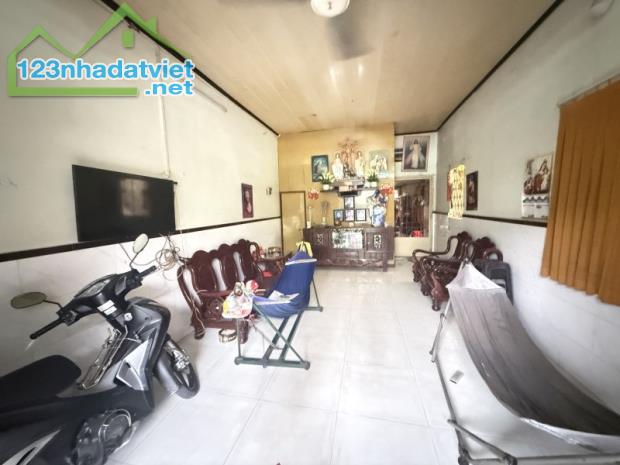 HỂM XE HƠI - TAM PHÚ - 121M2 - CHỈ HƠN 5 TỶ