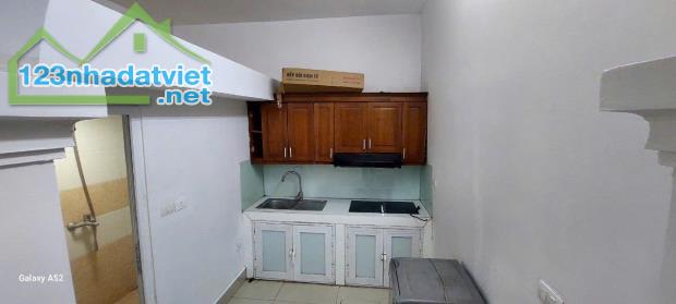 Cho thuê nhà ngõ ôtô phố Đặng Tiến Đông, Đống Đa, 30m x 5 tầng, giá 12.5tr/tháng - 1