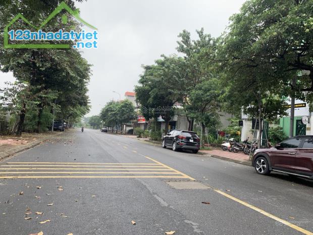 Bán biệt thự 266m2 2 mặt tiền tại khu đô thị Đặng Xá, Gia Lâm view thoáng kinh doanh đỉnh - 2