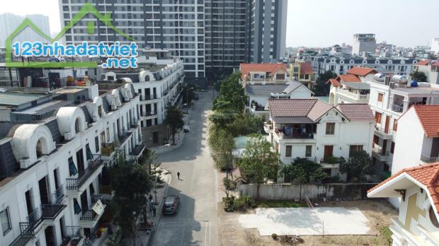 Bán biệt thự 266m2 2 mặt tiền tại khu đô thị Đặng Xá, Gia Lâm view thoáng kinh doanh đỉnh - 3