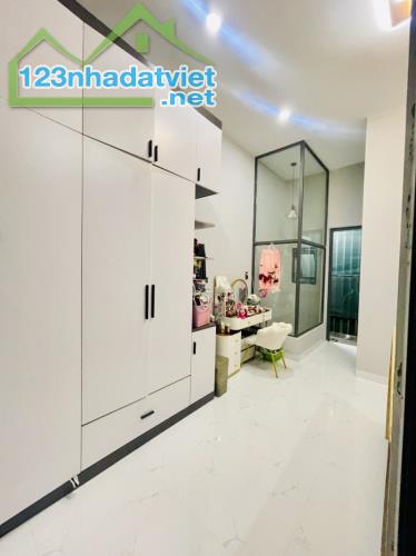GIÁP AEON MAL TÂN PHÚ HẺM XE HƠI 53M2 2 TẦNG 2PN CHỈ 7 TỶ - 5