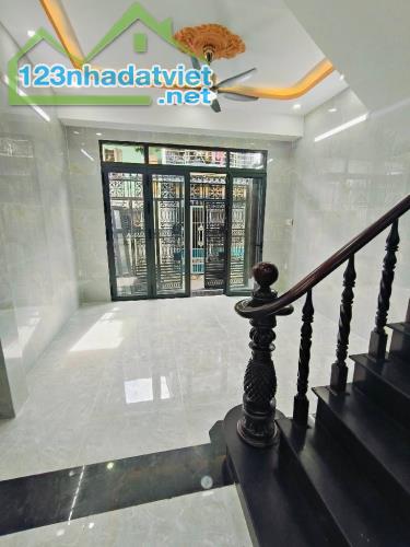 Nhà 4 tầng vào ờ luôn ,pháp lý rõ ràng - 2