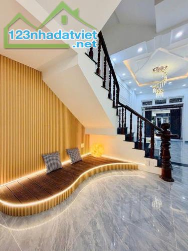 CHỈ 8.7 TỶ TL -SIÊU PHẨM 4 TẦNG-PHẠM VĂN CHIÊU -GÒ VẤP -4X15M -HẺM 6M –GẦN CHỢ THẠCH ĐÀ - 3