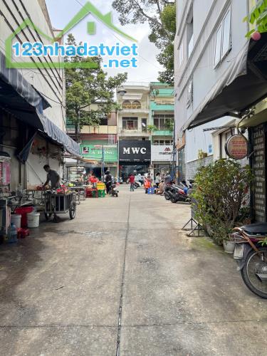 SÁT MẶT TIỀN NGUYỄN TRÃI Q5 – NHÀ 4 TẦNG – CHỈ 15.5 TỶ - 2