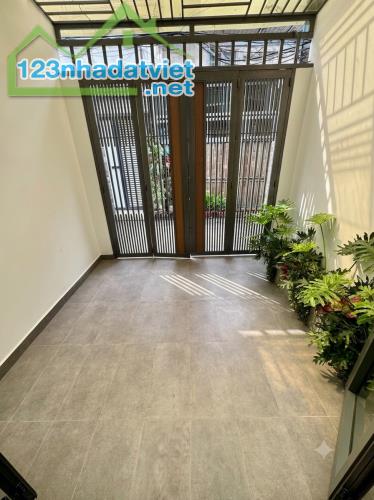 Siêu phẩm đẹp Gò Vấp - ba tầng - 2