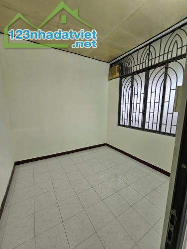 Cần bán căn hộ tại đường Trần Bình Trọng, Quận 5, TP. Hồ Chí Minh. - 2