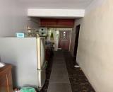Cho thuê tập thể tầng 2 phố Đại La, Hai Bà Trưng, 80m , 4 ngủ, giá 8tr/tháng