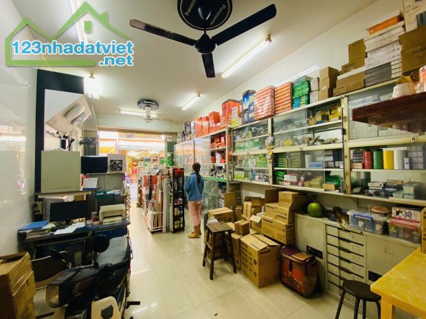 Nhà phố rẻ 4 x 13m 1 trệt 2 lầu Vũ Chí Hiếu Quận 5 TP.HCM - 4